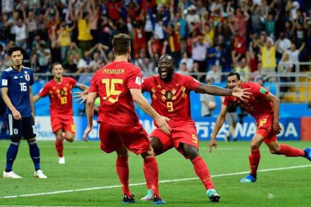 一本久道久久综合多人